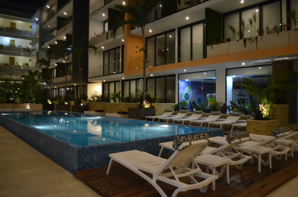 פלאייה דל כרמן The City Luxury Suites מראה חיצוני תמונה